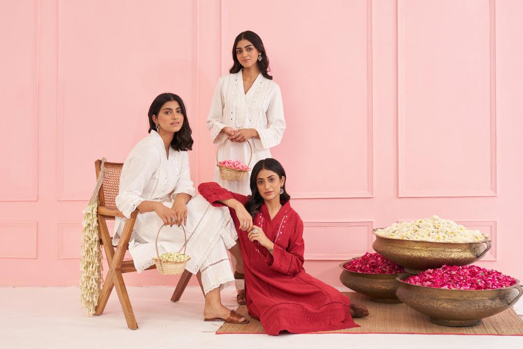 Dressing Up Right with Elegant and Classy Ensembles - Lakshita