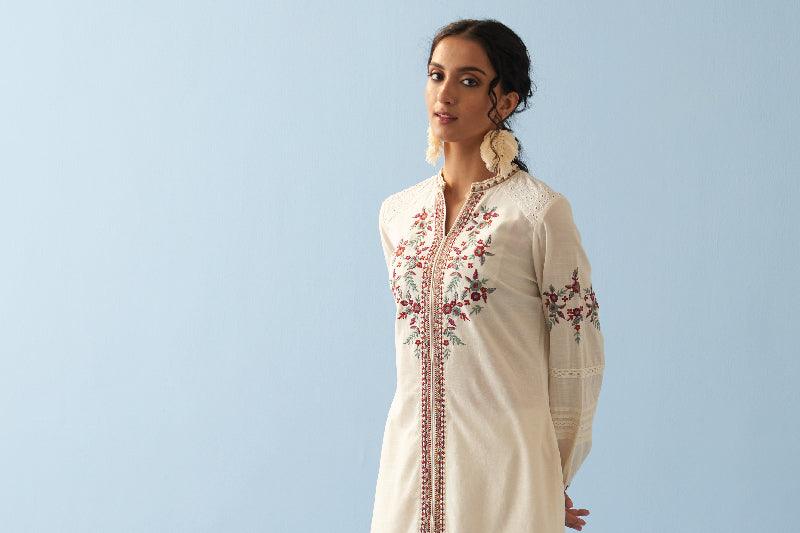 REPEAT IT WITH PRIDE: 5 OUTFITS FROM ONE KURTA - Lakshita