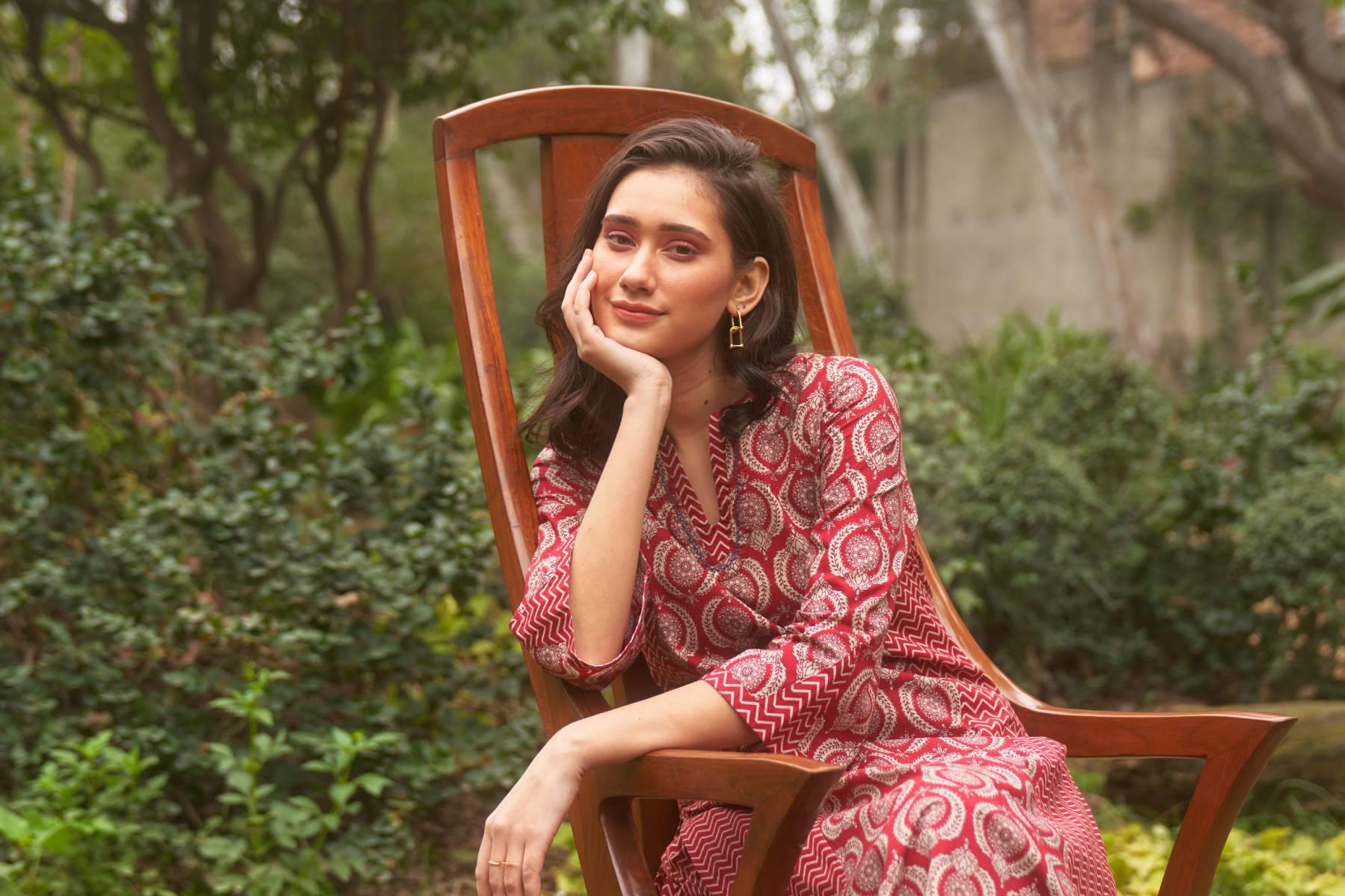 5 Fabulous Work-wear Ideas To Look Professional & Stylish - Lakshita