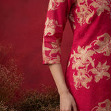 Aboli Red Floral Printed Straight Kurti