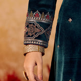 Varnika Emerald Green Embroidered Velvet Kurta Set