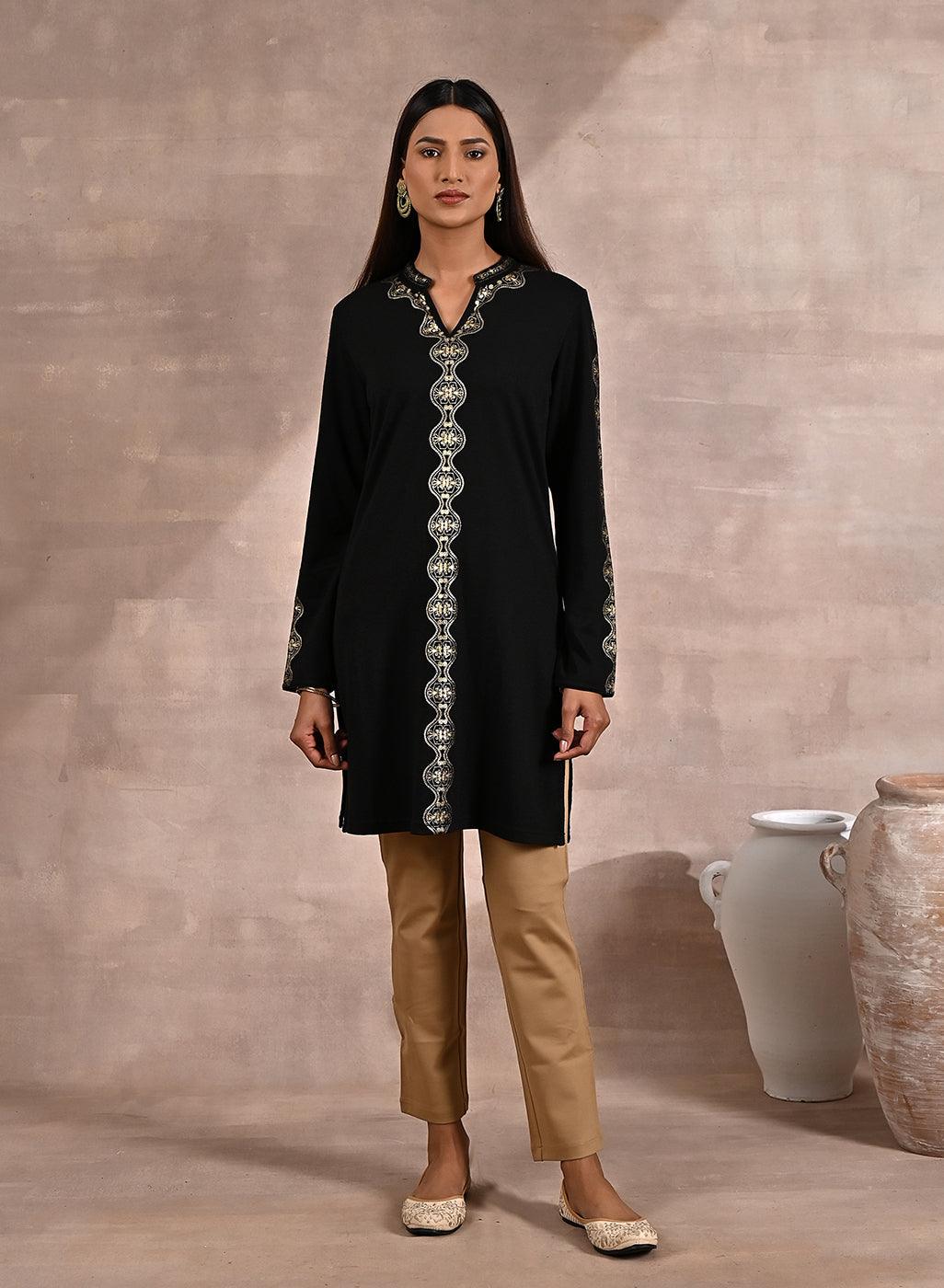 Black Solid Woolen Kurti with Foil Print - Lakshita