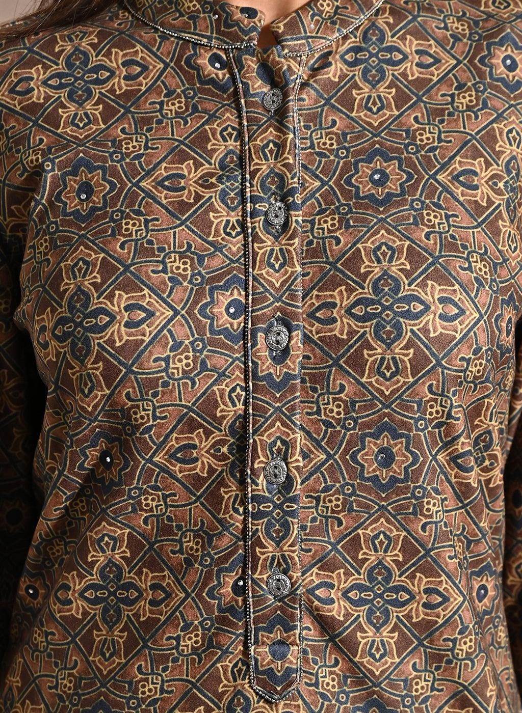 Green Geometric Print Woolen Kurta with Decorative Placket - Lakshita