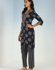 Green Printed Kurta Set with V Neck and Sequins Work