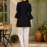 Thread Embroidered Crepe Kurti