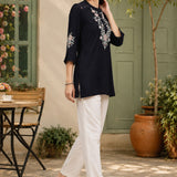Thread Embroidered Crepe Kurti