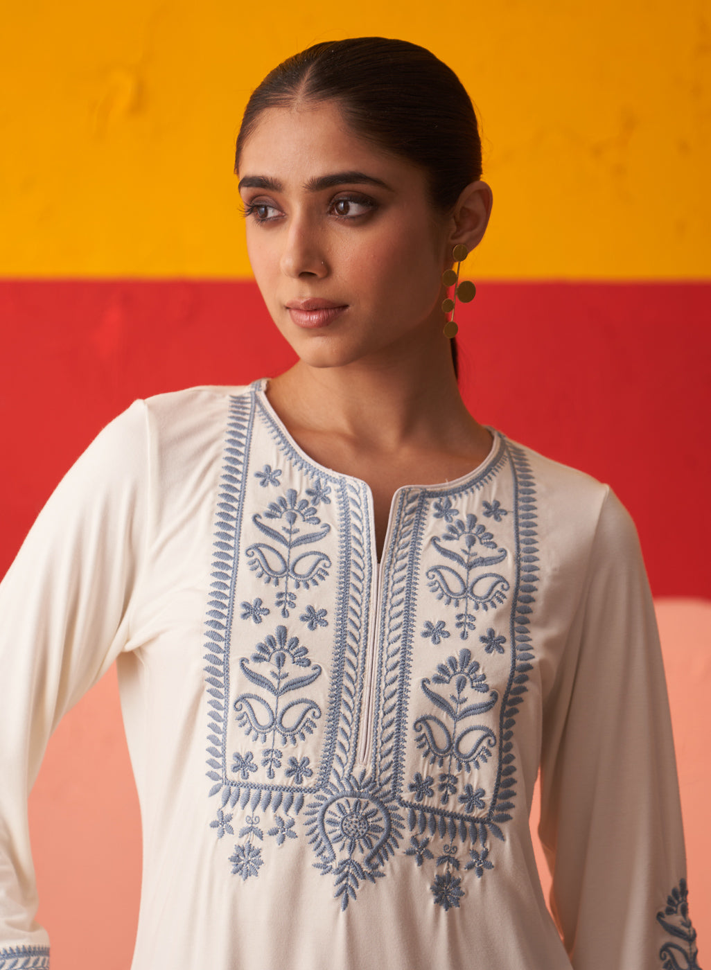 White Kurta for Women with Threadwork and Lace Detailing