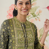 Yusra Navy Printed Shantoon Kurta