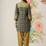 Yusra Navy Printed Shantoon Kurta