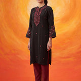 Surma Black Embroidered Straight Kurta