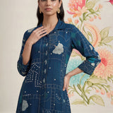 Bani Navy Printed Straight Kurti