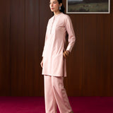 Inay Pink Embroidered Wool Straight Kurta