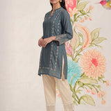 Akshi Teal Embroidered A-line Linen-blend Tunic