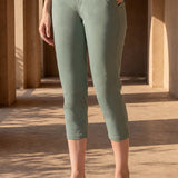 Green Cotton Blend Tapered Fit Capri