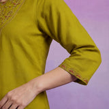 Green Embroidered Cotton blend Kurta Set