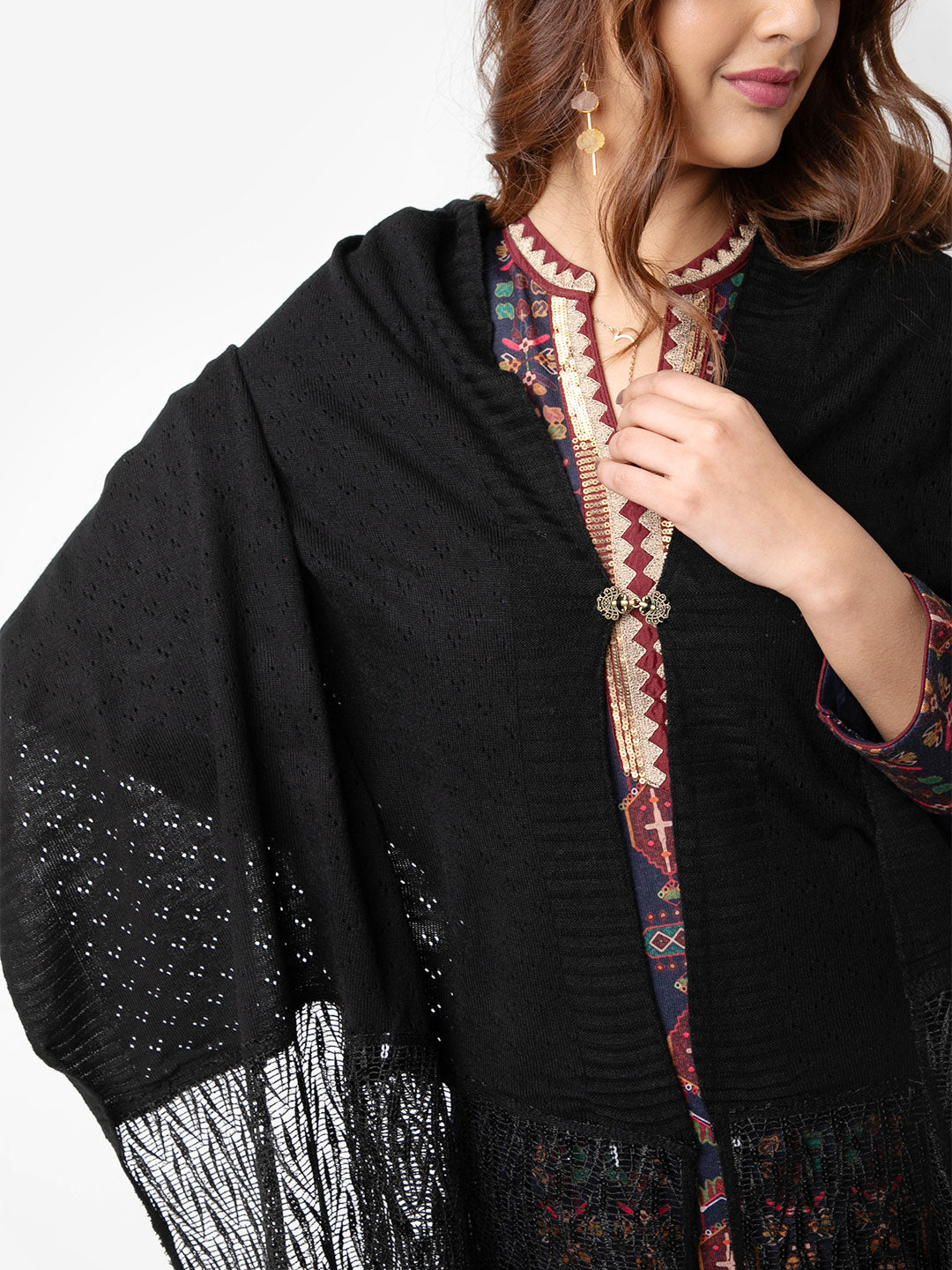 Black Solid Knitted Shawl