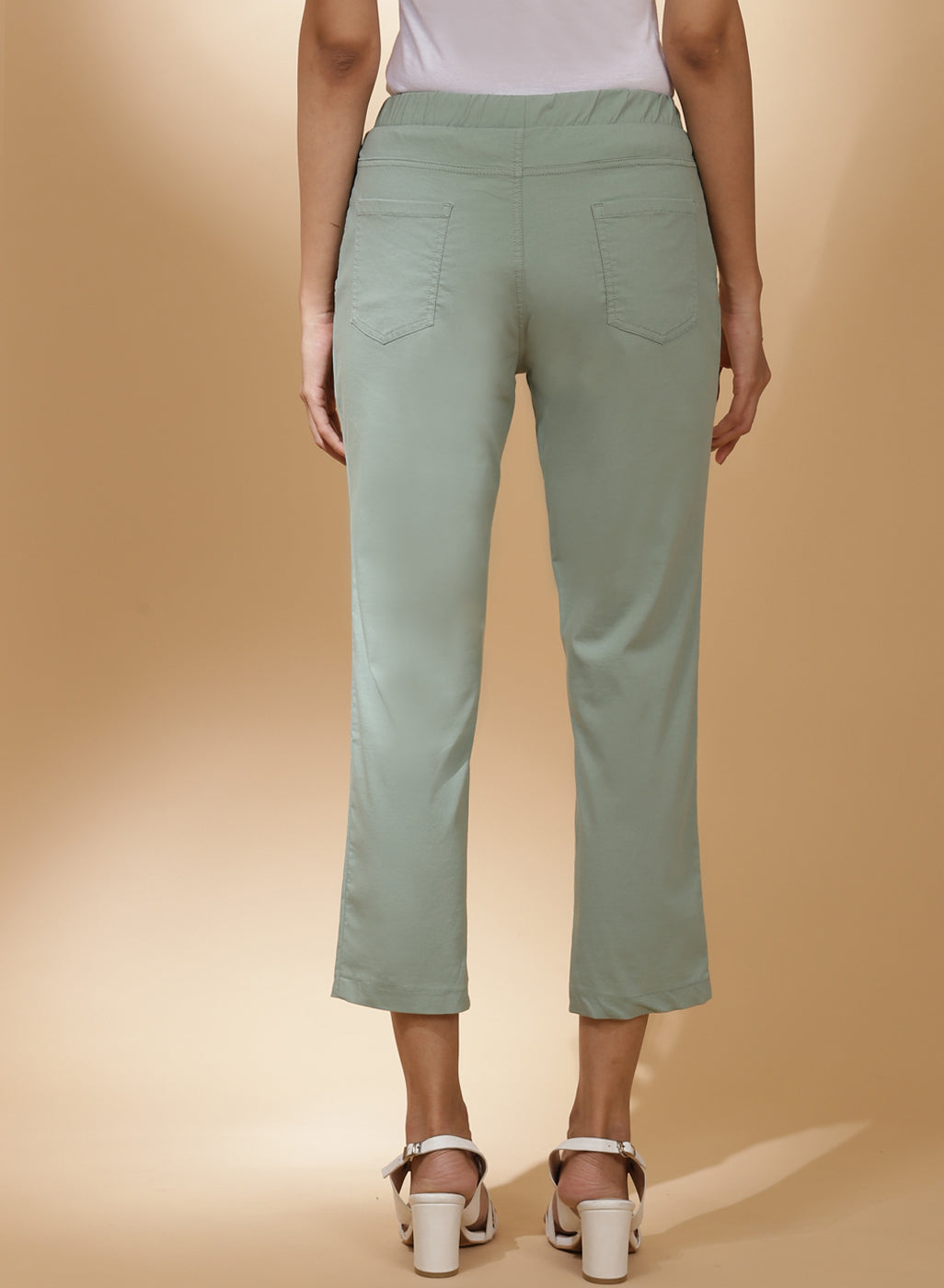 Granite Green Capri Pants With Side Pockets21SLBC02623 Lakshita