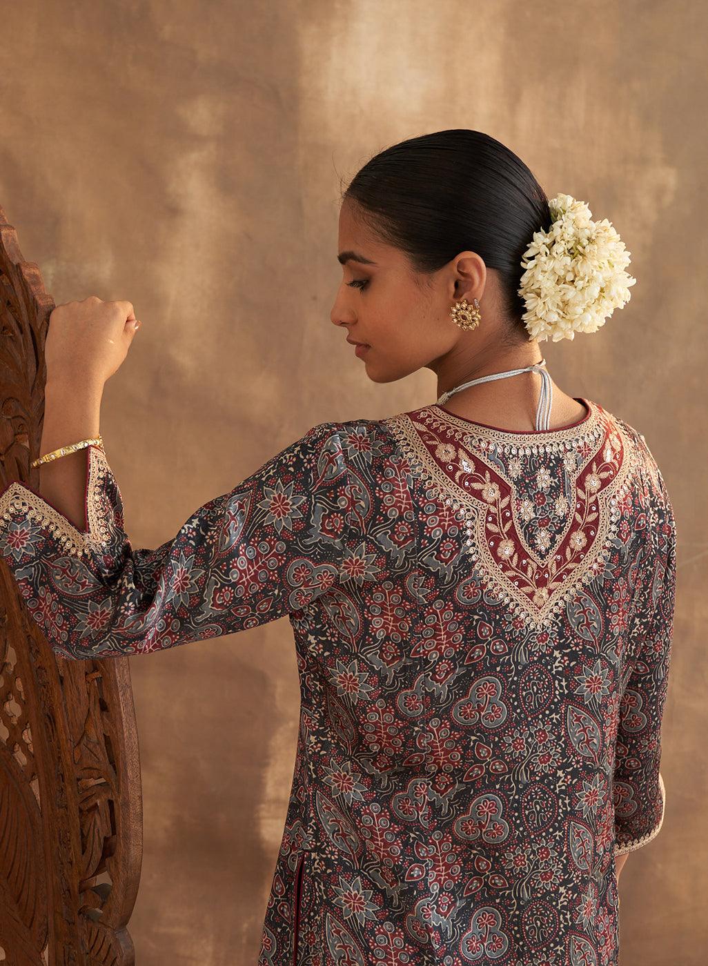 Maroon Printed Kurta Set With Embroidery - Lakshita