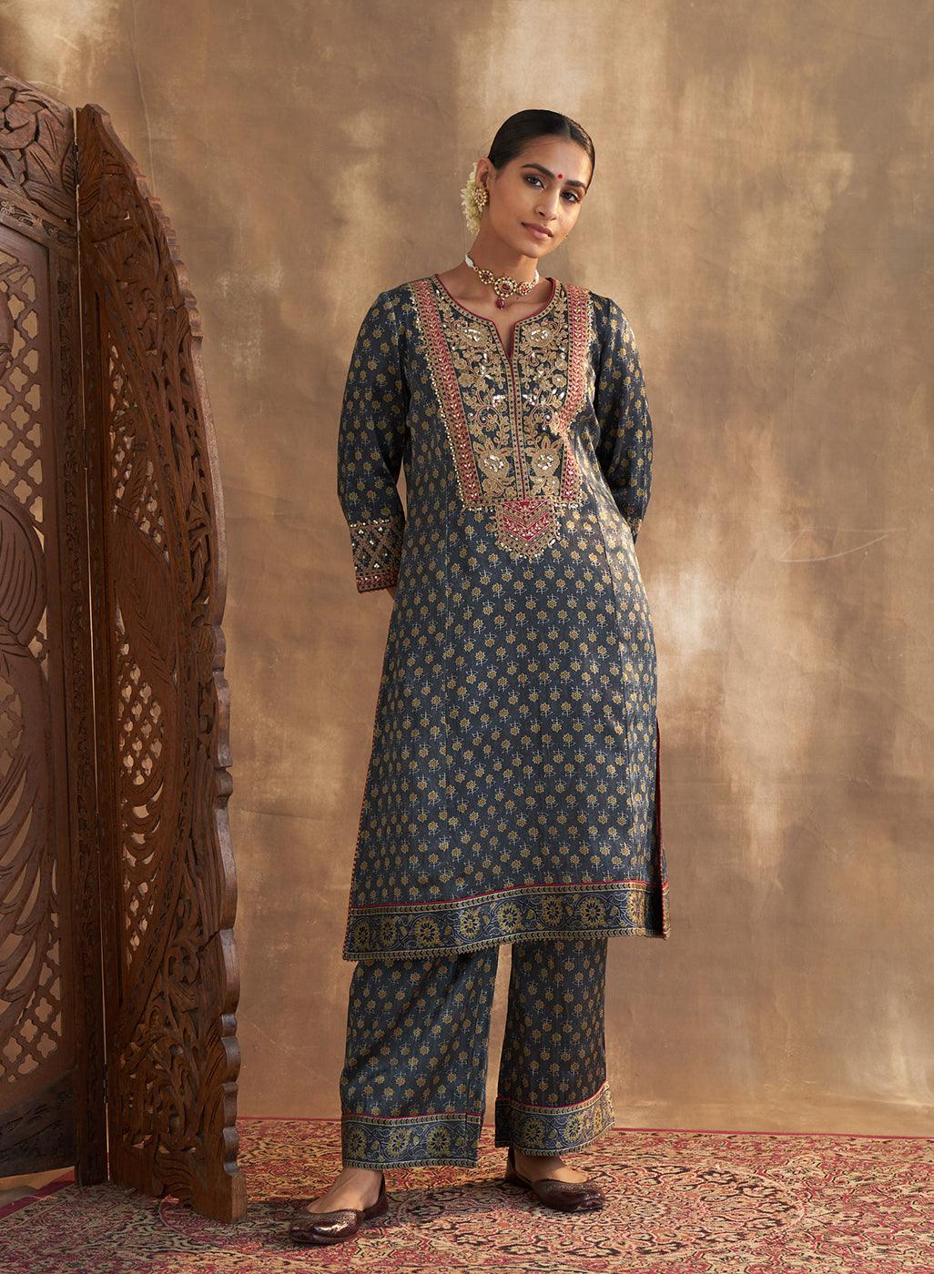 Grey Printed Kurta Set With Delicate Embroidery - Lakshita