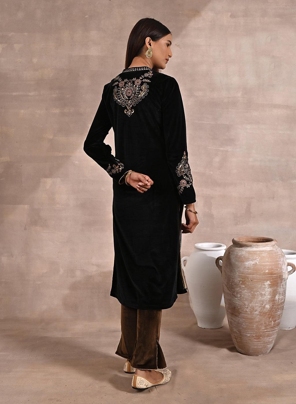 Black Velvet Kurta With Geometrical Sequins Work - Lakshita