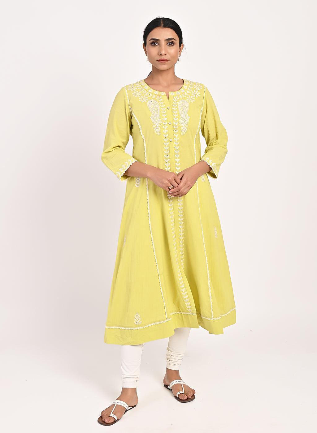 Green Round-neck Embroidered Straight Kurta for Women Green Round-neck Embroidered Straight Kurta for Women