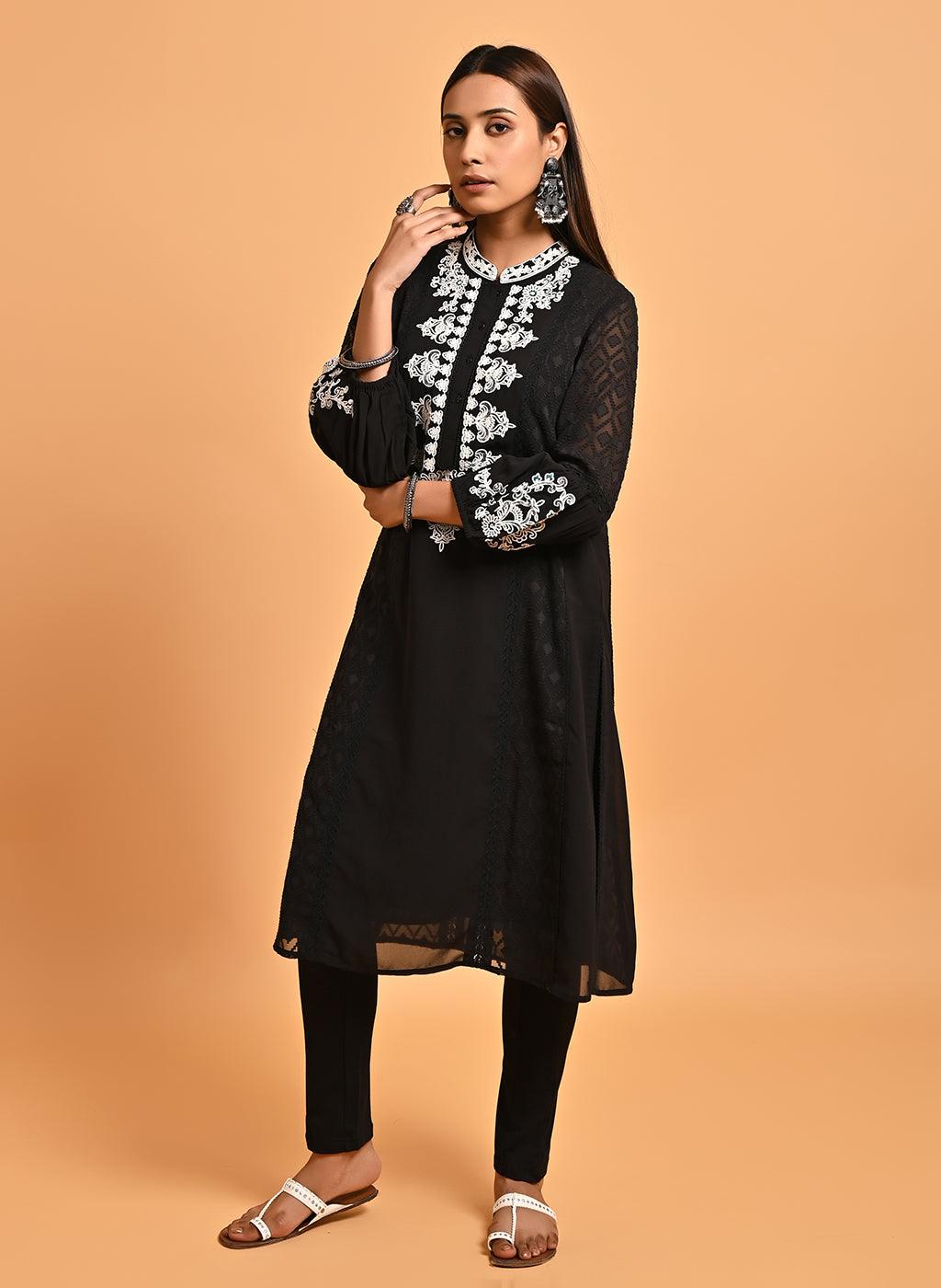 Black Long Kurta with Embroidery and Flared Sleeves 23SSLK03051-6 ...